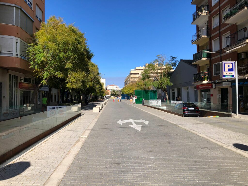 La Vía Street in Denia - Qué ver en Dénia